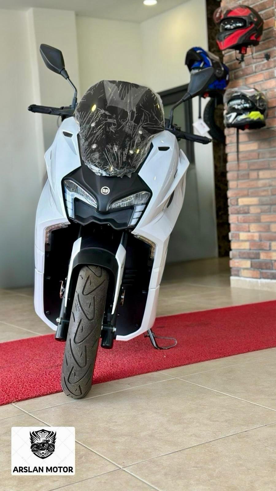 YUKİ VAMPİRE 125 CC SU SOĞUTMALI ÇANTA HEDİYELİ - Görsel 3