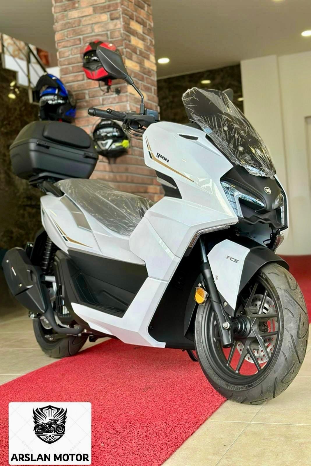 YUKİ VAMPİRE 125 CC SU SOĞUTMALI ÇANTA HEDİYELİ - Görsel 4